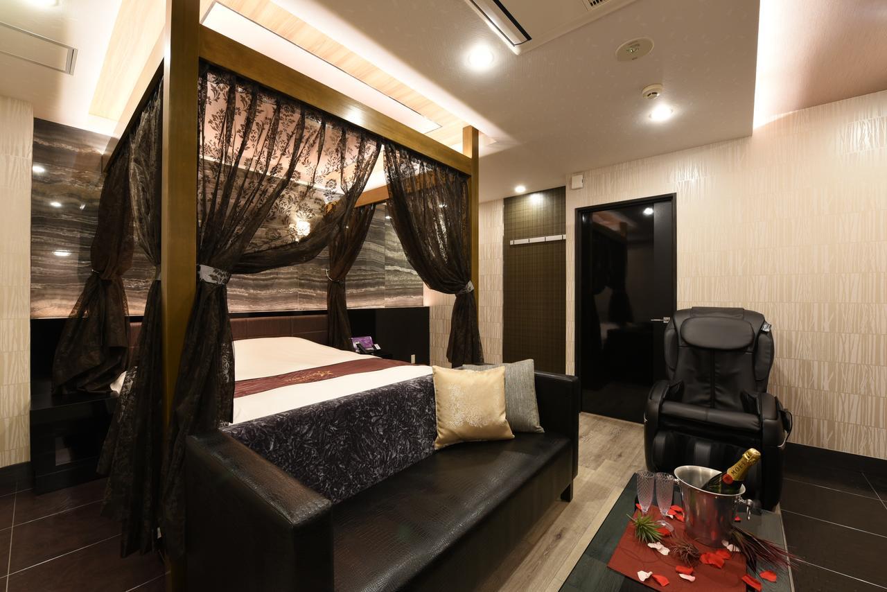 Hotel Star Resort Hers (Adults Only) Sagamihara Eksteriør billede